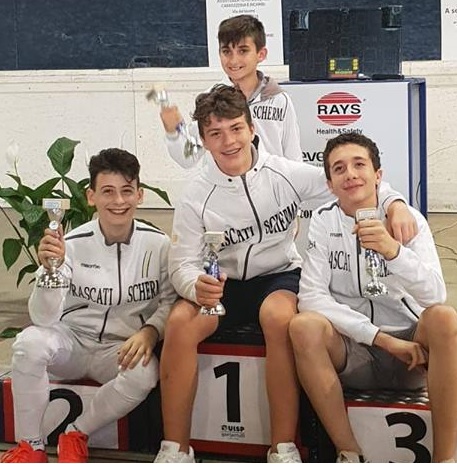 Piccoli fiorettisti all'altezza della situazione nel campionato regionale